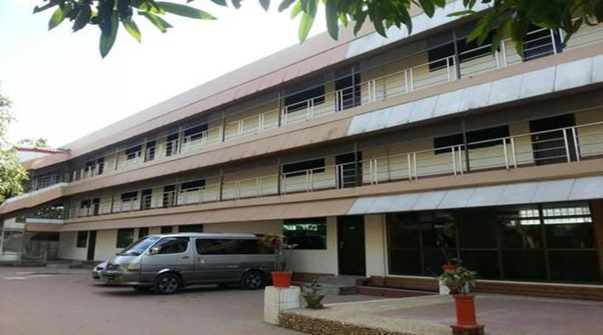 Airport Inn Gyogon Ngoại thất bức ảnh